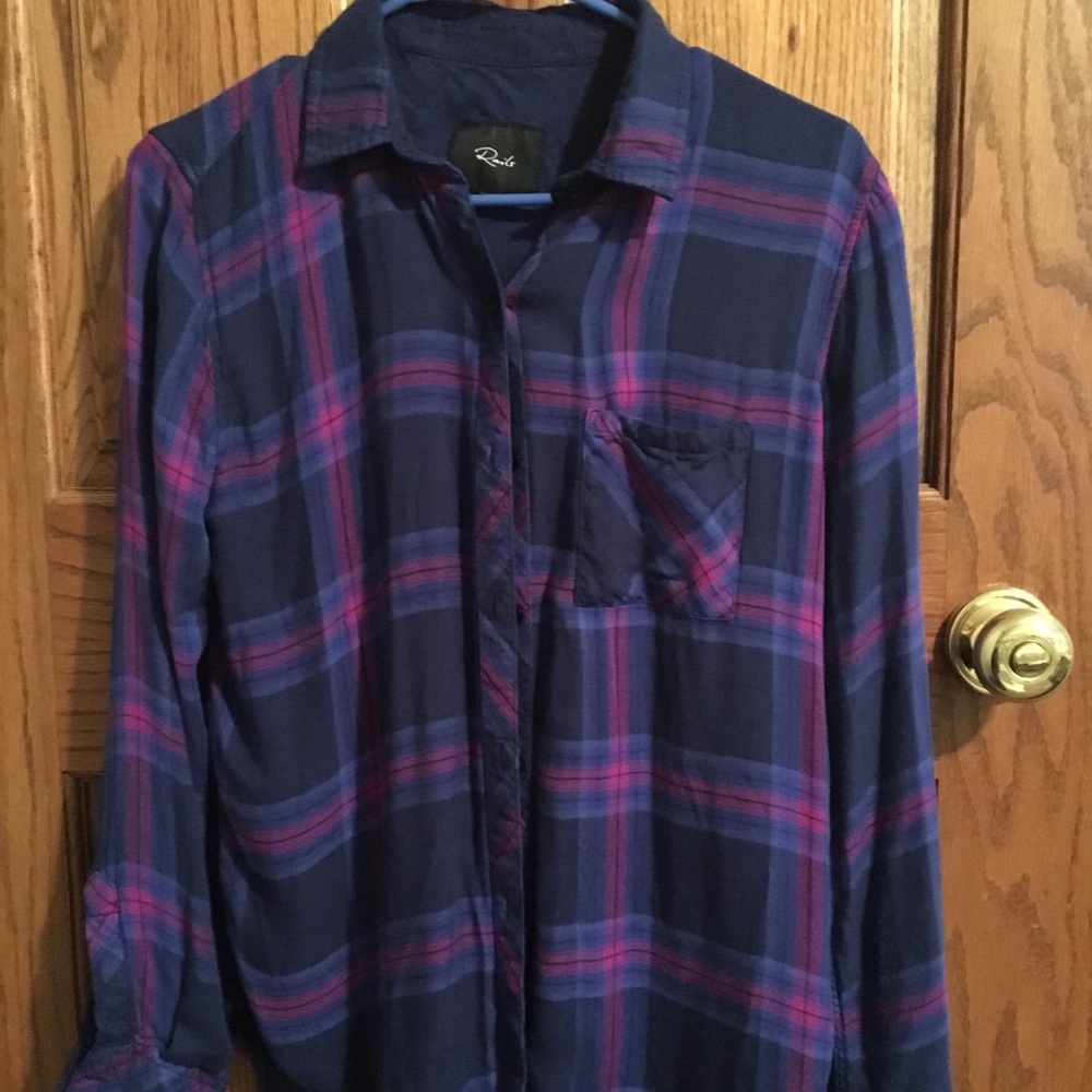 Rails great condition shirt
